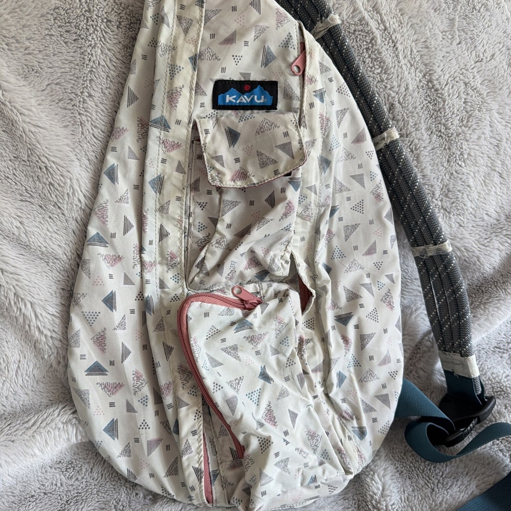 KAVU Rope Backpack Padded Back Embroidered Sling Triparty Camping Hiking Outdoor
